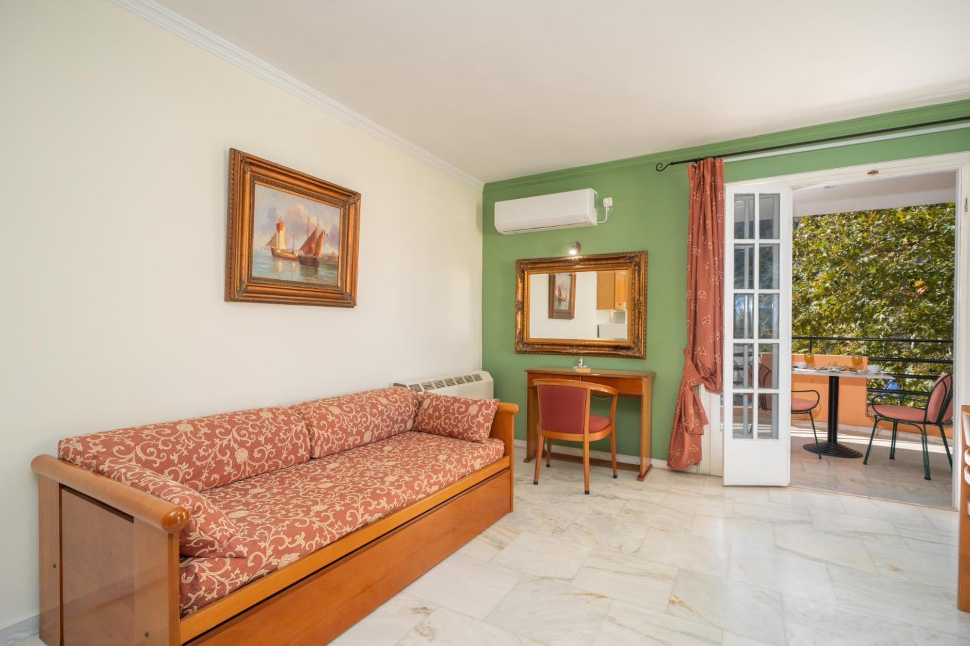 Odysseus Palace Poros  Extérieur photo