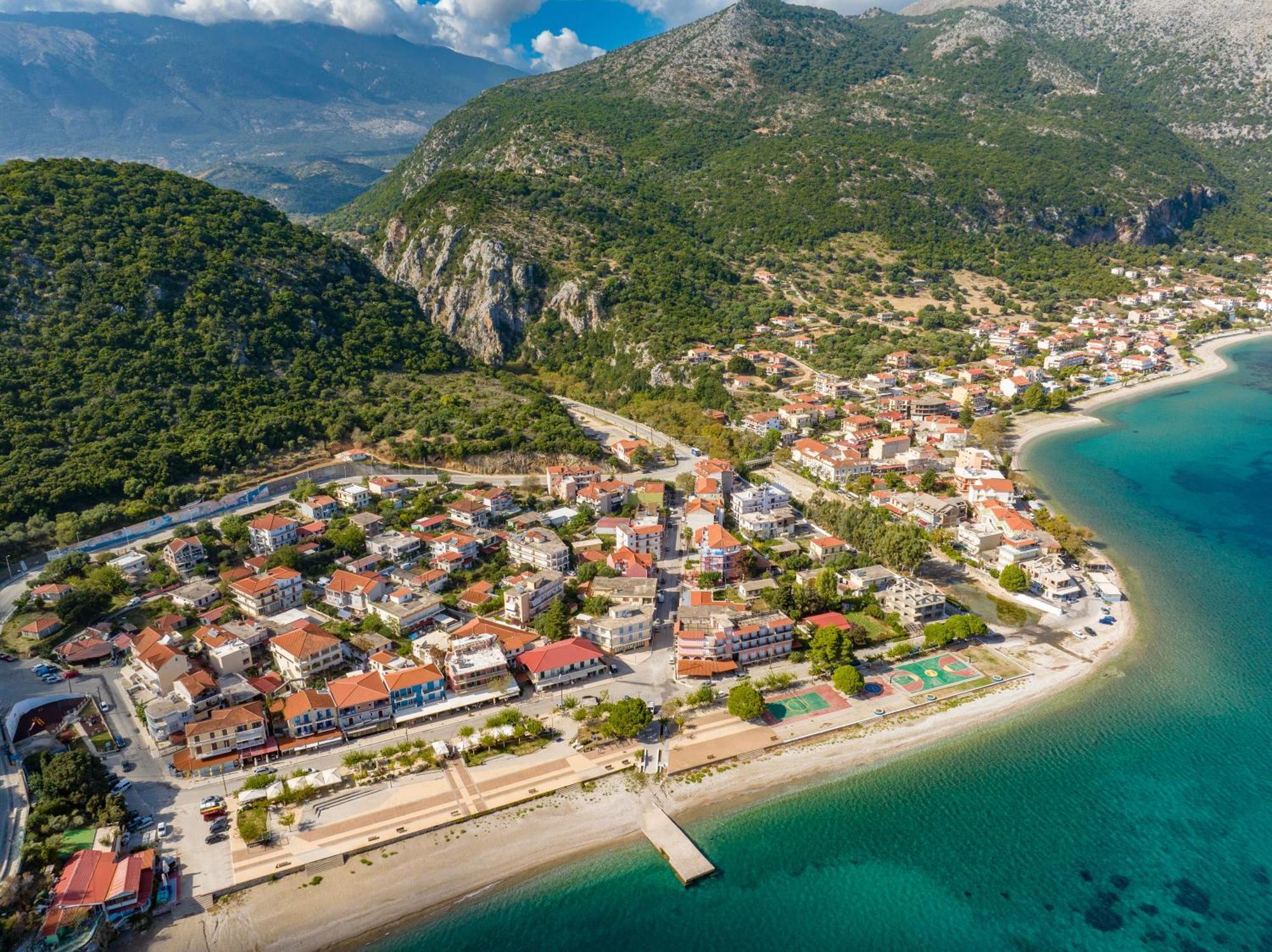 Odysseus Palace Poros  Extérieur photo